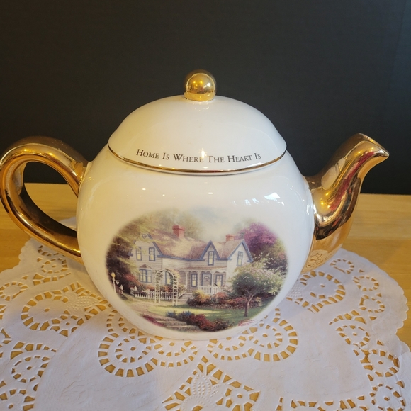 Thomas Kinkade Teleflora Teapot Home is Where the Heart Is - Picture 6 of 6